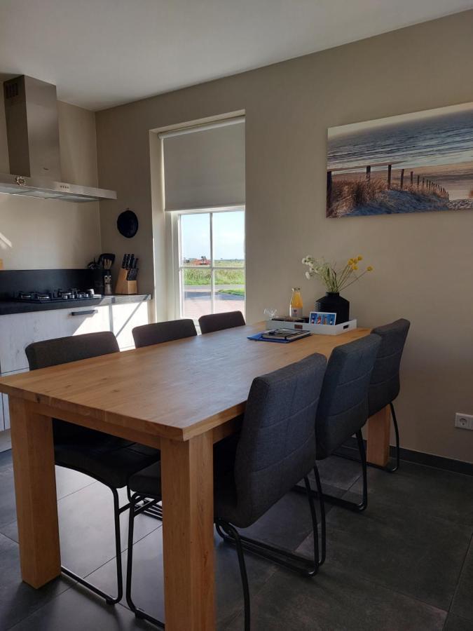 Mooi, Vrij Gelegen Vakantiehuis Dichtbij Zee En Strand! 아흐테케르커 외부 사진